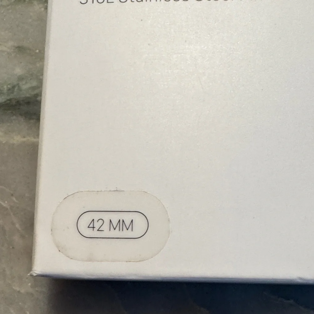Apple Watch Band in White 42MM